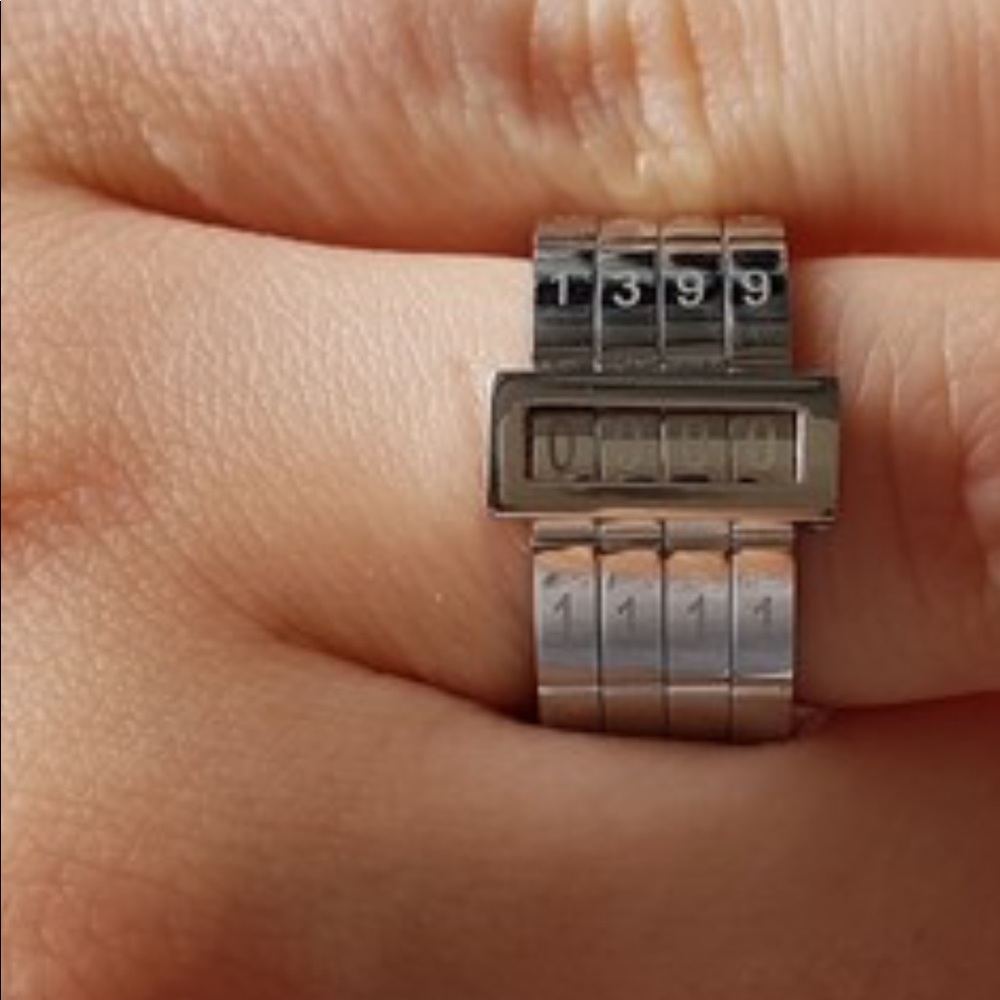 Swatch code ring, with box